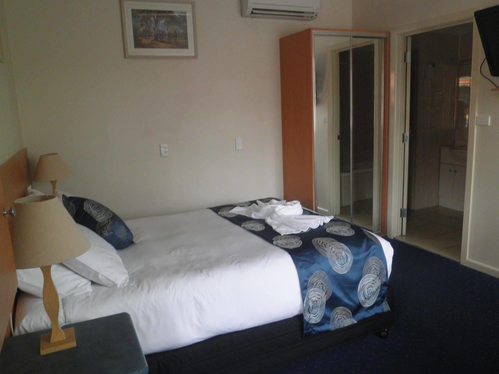 Poet'S Recall Motel Gundagai Eksteriør bilde